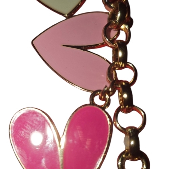 NWT Lucy & Lola Heart Bag Charm Gold Tone Chain Pink Red Enamel Hearts - Picture 4 of 6